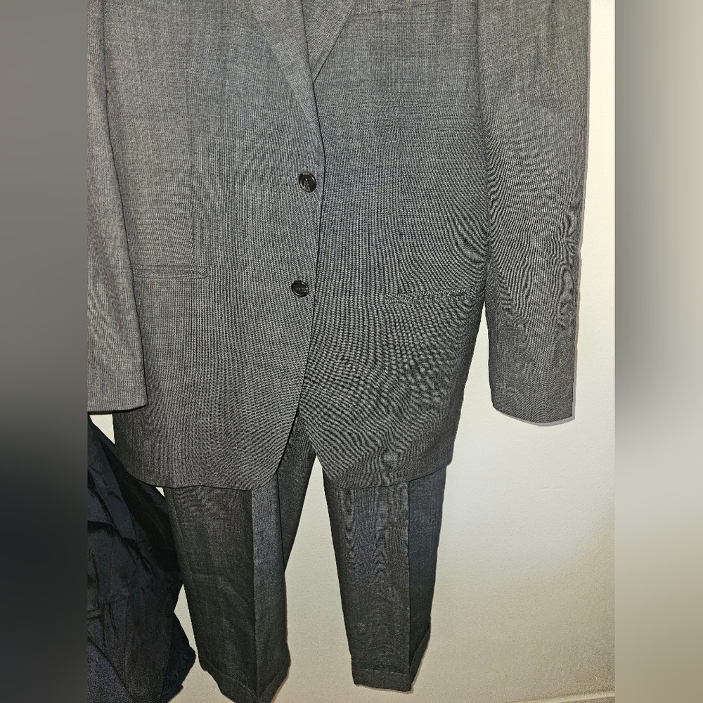 Ralph Lauren Mens 2 Piece Suit Size 41T - Picture 2 of 12